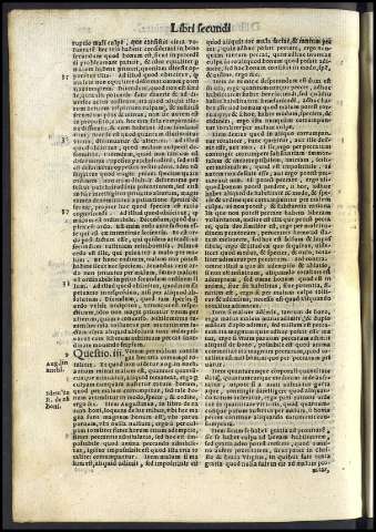 562