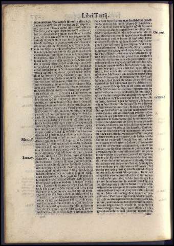 572