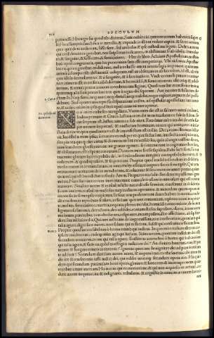 712