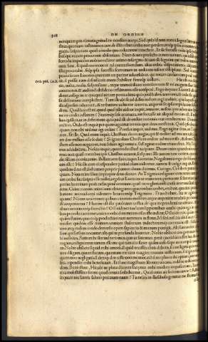 352